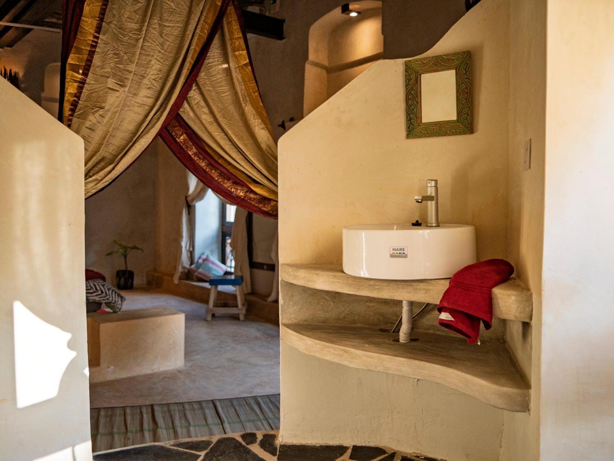 Firefly Boutique Hotel ザンジバルシティ エクステリア 写真